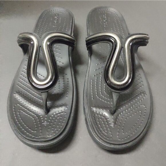 Crocs Sanrah Metalblock black gold oyster white flat comfort sandals - Picture 1 of 6